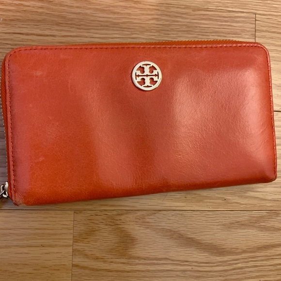 SOLD SOLD SOLD Tory Burch wallet / purse FINAL - Picture 2 of 12